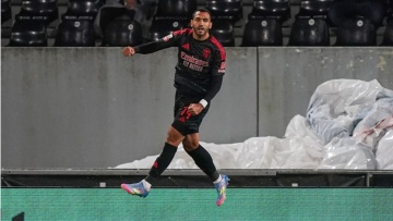  O Παυλίδης έστειλε την Μπενφίκα στην κορυφή με ντοπιέτα, 3-0 την Γκιμαράες - Δείτε τα γκολ