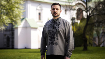 Έτοιμο για διαπραγμάτευση που θα φέρει άνευ όρων κατάπαυση πυρός και όχι για συνθηκολόγηση, δηλώνει το Κίεβο