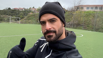 Ο Άρης Μουγκοπέτρος θα καταθέσει μήνυση για απόπειρα ανθρωποκτονίας εναντίον του φίλου του που του έδωσε την κροτίδα