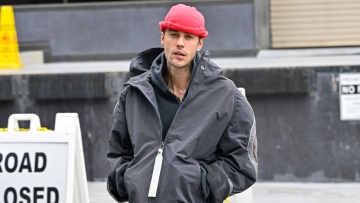 Τι συμβαίνει τελικά στο μυαλό του Τζάστιν Mπίμπερ; Οι αινιγματικές αναρτήσεις, οι αλλόκοτες εμφανίσεις και η φερόμενη εμπλοκή του σε αίρεση 