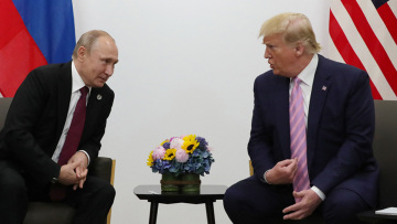 Ανάλυση Guardian: Ο Τραμπ μόνος του σε ένα δωμάτιο με τον Πούτιν είναι η απόλυτη συνταγή για την καταστροφή