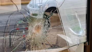 «Μας πυροβολούν, κρυφτείτε», φώναζαν στο διαγνωστικό κέντρο στο Χαλάνδρι όπου έγινε η μαφιόζικη εκτέλεση