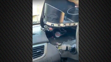 Χανιά: Σύλληψη 34χρονου με 2,5 κιλά κοκαΐνη - Είχε κρύψει ναρκωτικά μέχρι και πίσω από το ταμπλό του αυτοκινήτου