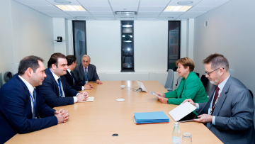 Συνάντηση Πιερρακάκη με τη γενική διευθύντρια του ΔΝΤ: «Ατενίζουμε το μέλλον πολύ πιο αισιόδοξα» - «Η Ελλάδα με τις καλύτερες επιδόσεις ανάπτυξης στην ΕΕ»