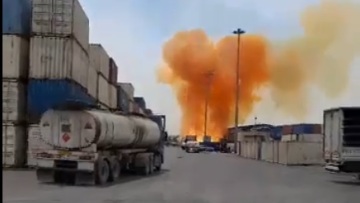 Ιράν: Τουλάχιστον 18 οι νεκροί από την έκρηξη λόγω χημικών στο λιμάνι της Μπαντάρ Αμπάς