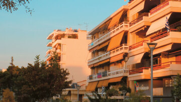 Γιατί λείπουν και δεν βγαίνουν για αγορά ή ενοικίαση 250.000 σπίτια σε Αττική και περιφέρεια