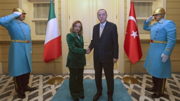 Στη Ρώμη στις 29 Απριλίου ο Ερντογάν για να συναντηθεί με τη Μελόνι