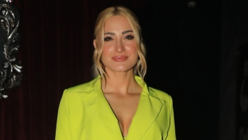 Ιωάννα Τούνη για τον γιο της: Για έναν χρόνο θα μένει και στον μπαμπά του, μετά θα είναι μόνιμα Θεσσαλονίκη