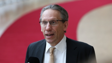 Η Γερμανία ζήτησε εξαίρεση από τα όρια δανεισμού της ΕΕ για να αυξήσει τις αμυντικές δαπάνες της