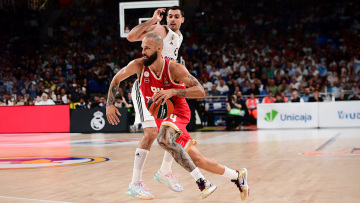 Ο Ολυμπιακός άλωσε τη Μαδρίτη επικρατώντας με 86-84 της Ρεάλ και έφυγε για Άμπου Ντάμπι - Βίντεο