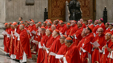 Αντίστροφη μέτρηση για τη μάχη στο Βατικανό: Τι τρώνε οι Καρδινάλιοι στο Κονκλάβιο - Οι κανόνες που εφαρμόζονται εδώ και 750 χρόνια
