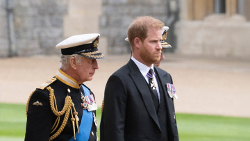 «Γέφυρες»  από τον Χάρι προς τη βασιλική οικογένεια - «Θέλω να τα ξαναβρούμε, αλλά ο πατέρας μου δεν μου μιλάει»