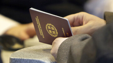 Ανέτρεψε το ΣτΕ την απόφασή του για την έκδοση ή ανανέωση διαβατηρίων με ταυτότητες παλαιού τύπου