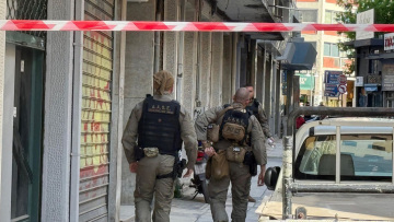 Ένα κιλό εκρηκτικά και πυροκροτητές στο διαμέρισμα που έμενε η 39χρονη που σκοτώθηκε στην έκρηξη στη Θεσσαλονίκη 