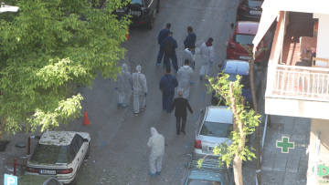 Η γυναίκα που σκοτώθηκε στην έκρηξη στη Θεσσαλονίκη είχε βάλει τον μηχανισμό στην τράπεζα - Επέστρεψε να ελέγξει το φιτίλι