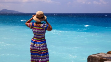 Καιρός: Εξασθενούν οι άνεμοι, ανεβαίνει η θερμοκρασία - Έρχεται δεκαήμερο με 30άρια και σκόνη 