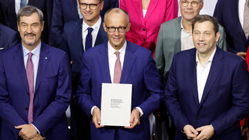 Γερμανία: CDU και SPD υπέγραψαν την προγραμματική συμφωνία για κυβέρνηση συνεργασίας