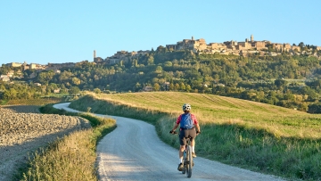 Montepulciano: Γλυκιά ζωή, εκθαμβωτική Φύση και ένα από τα καλύτερα κρασιά του κόσμου