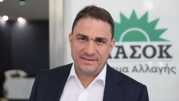 ΠΑΣΟΚ: Θετική εξέλιξη για τη χώρα η εκλογή Πιερρακάκη στην προεδρία του Eurogroup, συγχαρητήρια και από Γερουλάνο 