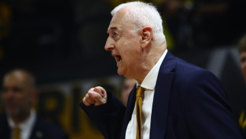 Σάκοτα: Ο κόσμος της ΑΕΚ έβαλε 20 πόντους, στο τέλος η κούραση έφερε λάθη και κακές επιλογές