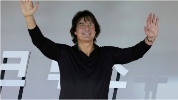 Ο Τομ Κρουζ μίλησε για τη διατροφή που τον κρατάει σε φόρμα στα 62 - «Τρώω σχεδόν 12 αυγά πριν τα stunts»