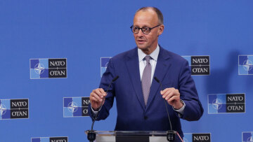 Ο Μερτς αφήνει ανοιχτό το ενδεχόμενο για Eurofighter στην Τουρκία