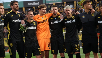 Άρης-Αστέρας Τρίπολης 4-2: Φινάλε με «τεσσάρα» στη Θεσσαλονίκη και αναμονή για το ευρωπαϊκό εισιτήριο - Δείτε τα γκολ 