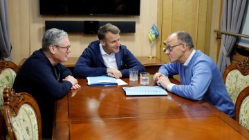 Μακρόν, Μερτς, Στάρμερ και Τουσκ στο Κίεβο για τηλεδιάσκεψη της συμμαχίας των προθύμων - Θα συμμετέχει και ο Μητσοτάκης