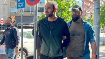 Θεσσαλονίκη: «Δεν ήξερα ότι μεταφέρω βόμβα», λέει ο 36χρονος για το σπίτι που νοίκιασε - Νέα προθεσμία για να απολογηθεί