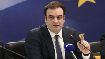 Μισό δισ. από αμυντικές δαπάνες γίνονται «χώρος» για παροχές - Πού κατέληξαν οι διαβουλεύσεις τη Αθήνας με τις Βρυξέλες