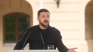 Ζελένσκι: Προτείναμε στη Ρωσία κατάπαυση πυρός μέχρι να συναντηθούν οι ηγέτες