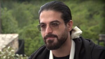 Άρης Μουγκοπέτρος μετά τη νοσηλεία του: Ζω από θαύμα, από το ένα μάτι βλέπω μόνο 10%