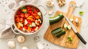 Γιατί πρέπει να εντάξετε αυτές τις αντιφλεγμονώδεις τροφές στη διατροφή σας