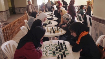 Οι Ταλιμπάν απαγόρευσαν το σκάκι στο Αφγανιστάν - Το έβαλαν στη λίστα των τυχερών παιχνιδιών 