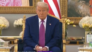 Ντόναλντ Τραμπ: Τελικά, ήπιε ή όχι τον καφέ που του προσέφεραν οι Σαουδάραβες; 