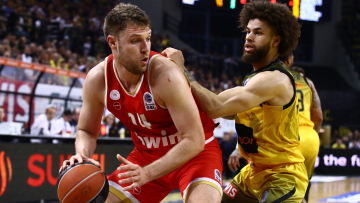 ΑΕΚ-Ολυμπιακός 64-90: Εύκολα το 2-0 και στους τελικούς της Basket League οι ερυθρόλευκοι - Βίντεο 