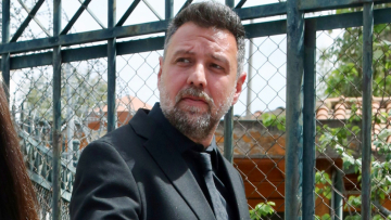 Ένταση στη δίκη Μάνου Παπαγιάννη και Σοφίας Παυλίδου, ο δικηγόρος της ζήτησε τη σύλληψη του ηθοποιού