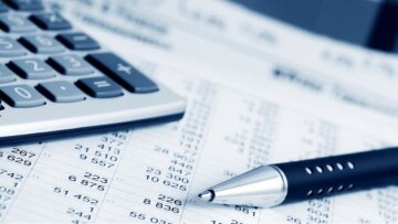 Προϋπολογισμός: Στα €8,5 δισ. έφτασε το πρωτογενές πλεόνασμα στο οκτάμηνο του έτους