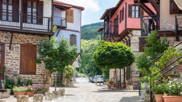 Ανατολική Χαλκιδική: Στα μονοπάτια της φύσης, της ιστορίας και της αυθεντικότητας