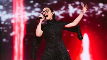  Eurovision 2025: Η Κλαυδία ενθουσίασε τους θαυμαστές του διαγωνισμού - «Ύμνος», γράφουν για την Αστερομάτα