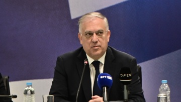 Θεοδωρικάκος: Έχω δώσει εντολή για έλεγχο σε όλες τις ασφαλιστικές για καταχρηστικότητα όρων και αθέμιτες εμπορικές πράξεις
