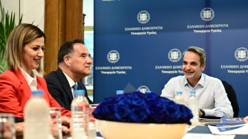 Στα ΤΕΠ του Ευαγγελισμού ο Μητσοτάκης μετά το Υπουργείο Υγείας- Έρχεται ο αριθμός 1566 για το ΕΣΥ