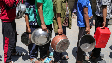 ΕΕ και Ισραήλ συμφώνησαν στην  αύξηση των φορτηγών μεταφοράς ανθρωπιστικής βοήθειας στη Γάζα