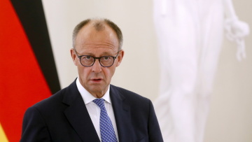 Ο Μερτς κάλεσε το Ισραήλ να επιτρέψει χωρίς καθυστέρηση την παράδοση της ανθρωπιστικής βοήθειας στη Γάζα