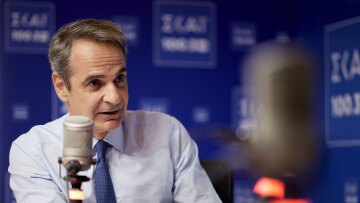 Μητσοτάκης: Η ΝΔ θα εισηγηθεί την αναθεώρηση του άρθρου για την μονιμότητα των δημοσίων υπαλλήλων
