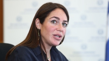 Αναβάλλεται λόγω κακοκαιρίας η επίσκεψη Μιχαηλίδου στη Θεσσαλονίκη για τα εγκαίνια των πρώτων κοινωνικών κατοικιών