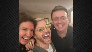 Βάνα Μπάρμπα: Η πρώτη φωτογραφία  μετά το εγκεφαλικό που υπέστη - Η συνάντηση με τον Τάκη Ζαχαράτο
