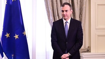 Χατζηβασιλείου: Η Ελλάδα έχει ζητήσει εξηγήσεις για το θαλάσσιο drone - Δεν θα δεχθούμε πολεμικές πράξεις στην Αν. Μεσόγειο