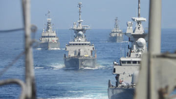 Μήνυμα Κομισιόν στην Τουρκία: Μπορεί να αποκλειστεί μια τρίτη χώρα από την ευρωάμυνα αν απειλεί κράτος-μέλος