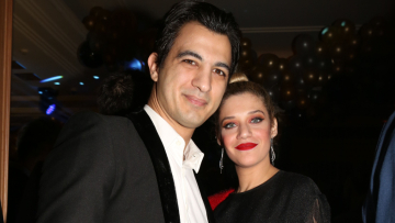 Ο Δήμος Αναστασιάδης αποκάλυψε το φύλο του δεύτερου παιδιού που περιμένει με την Τζένη Θεωνά